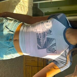 blue/white cropped t shirt